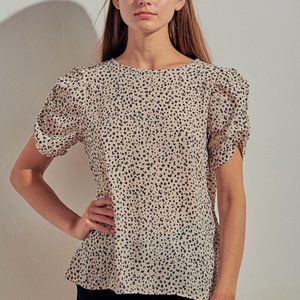 Mittoshop Leopard Print Puff Sleeve Top Large NWT